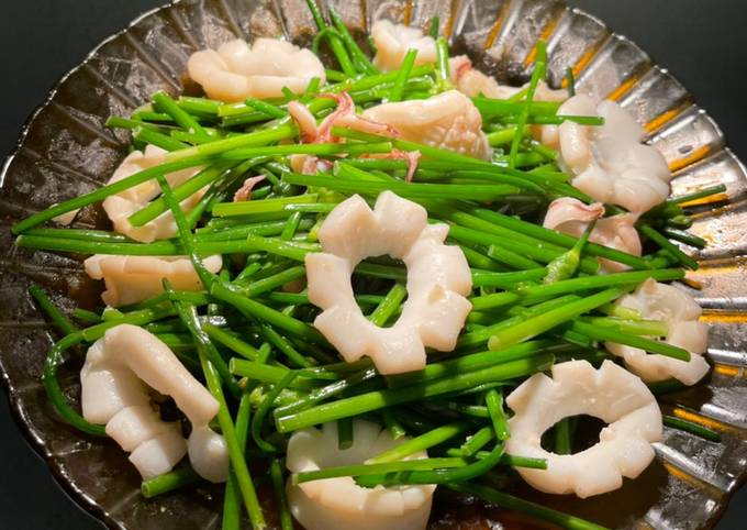 Cách Làm Món Mực xào bông hẹ của Bách Hợp - Cookpad