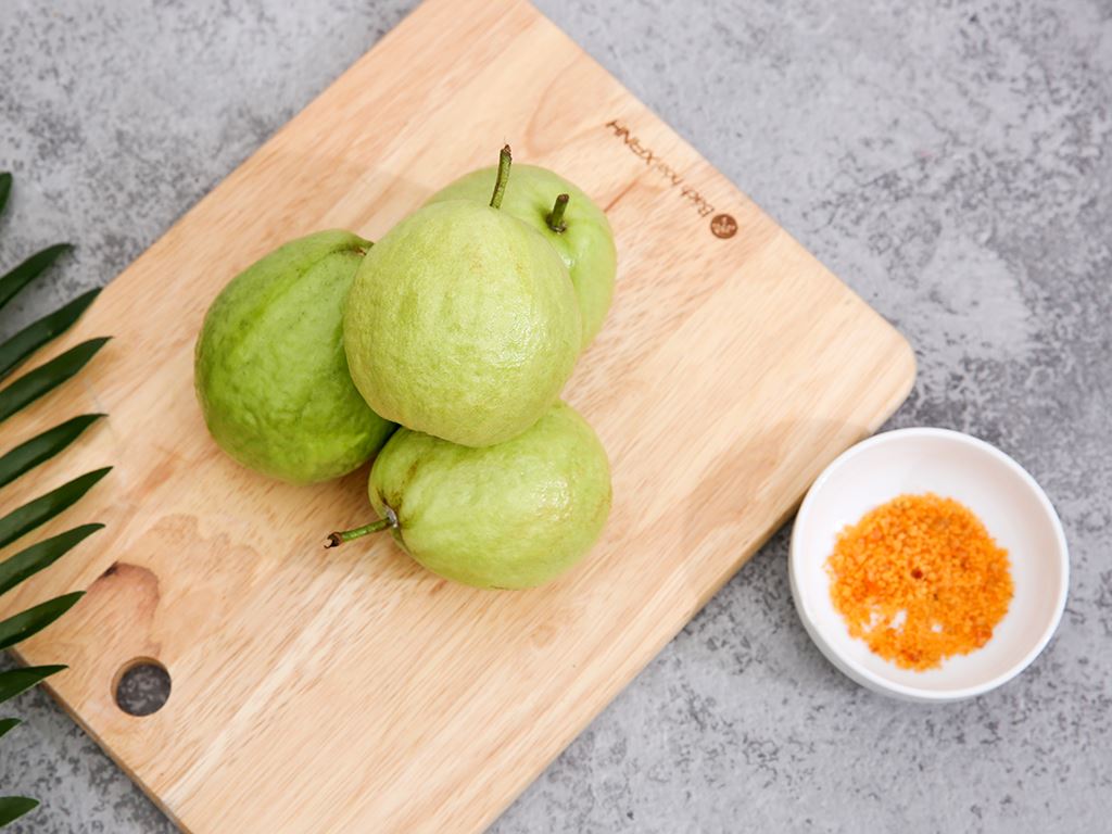 Ổi Đài Loan túi 500g 2