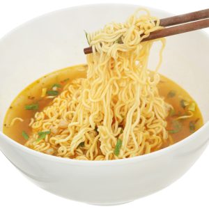 Thùng 30 gói mì khoai tây Omachi lẩu tôm càng 80g